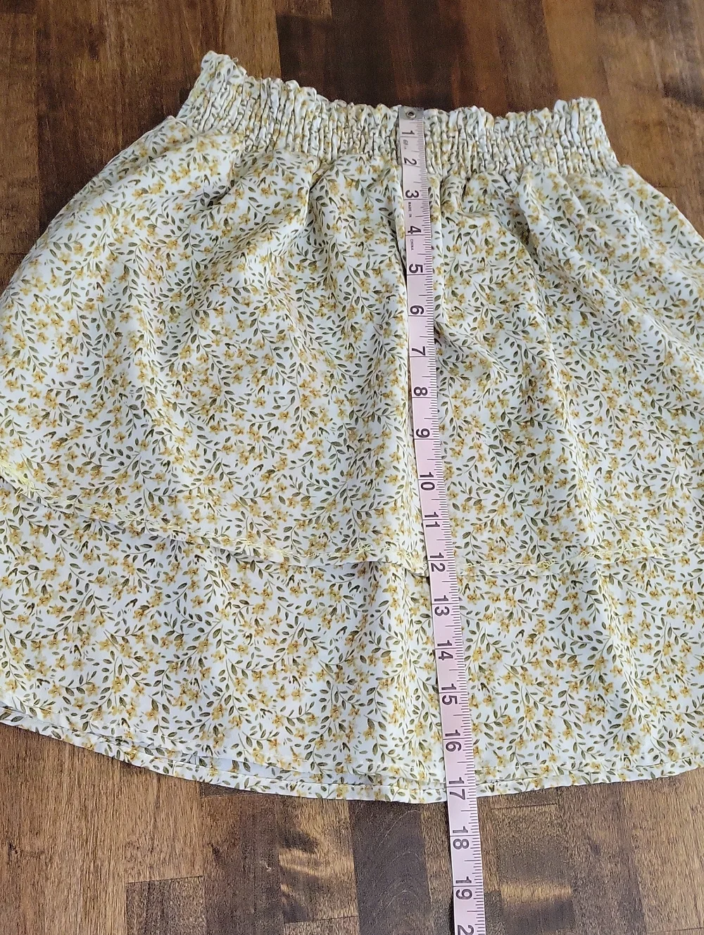 Hayden Girls Cream and Yellow Floral Tiered Skirt Size L
